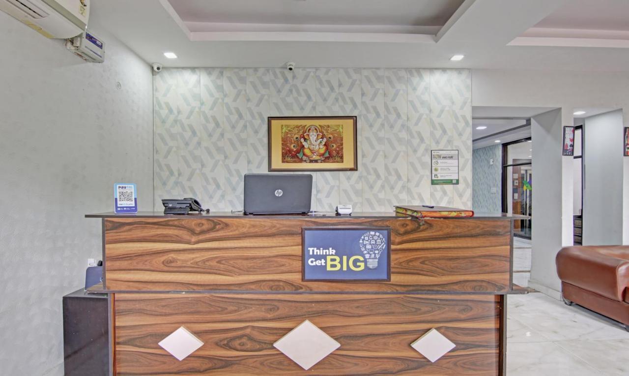 Treebo Modern Stays Noida Exteriér fotografie