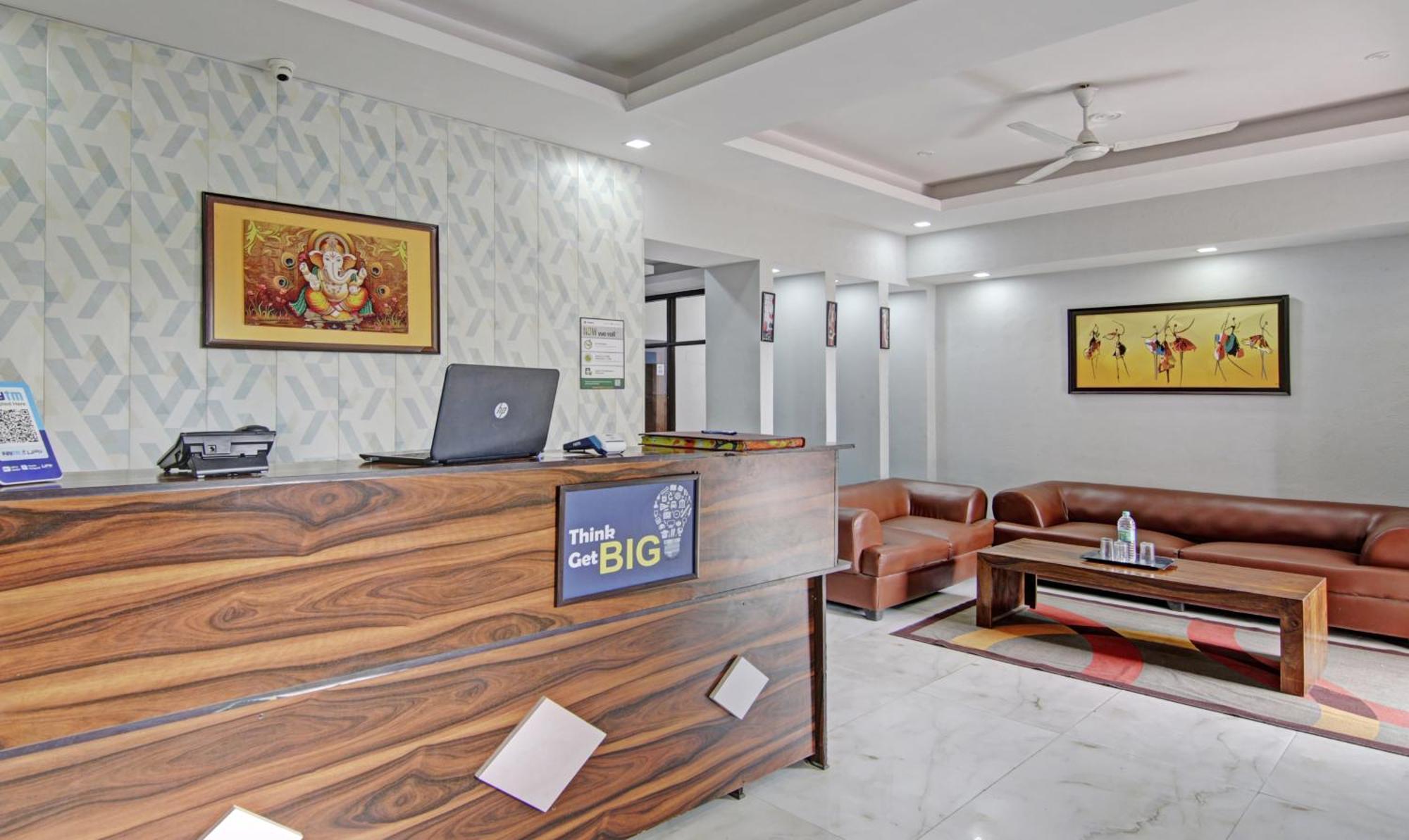 Treebo Modern Stays Noida Exteriér fotografie